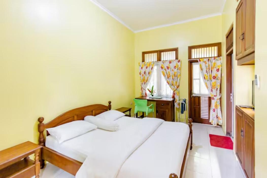 วิลลา อลีเซีย Hotel Maguwo ภายนอก รูปภาพ