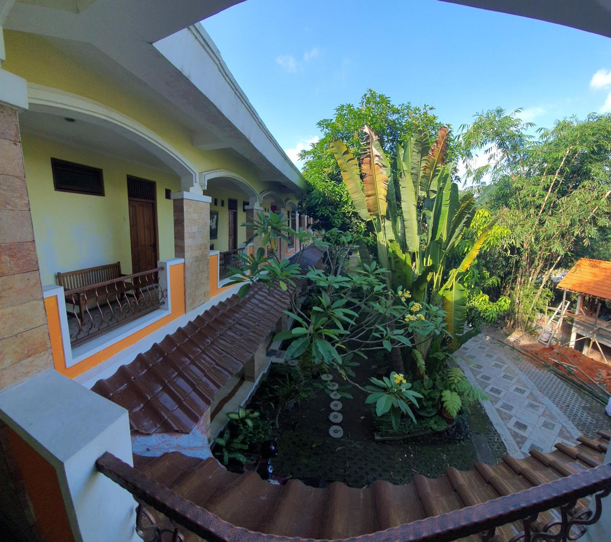วิลลา อลีเซีย Hotel Maguwo ภายนอก รูปภาพ