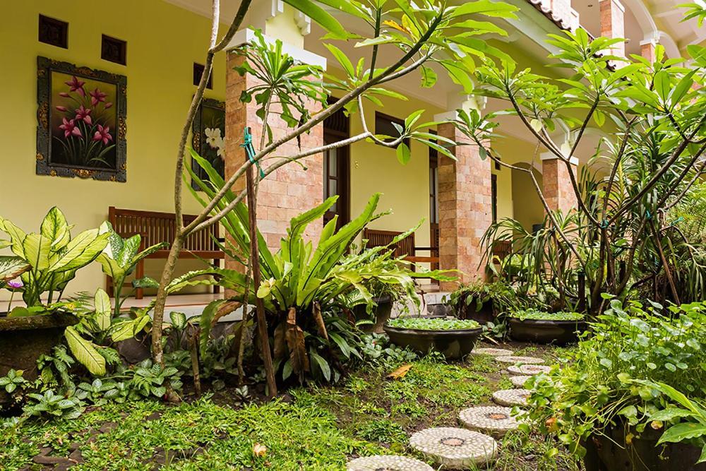 วิลลา อลีเซีย Hotel Maguwo ภายนอก รูปภาพ